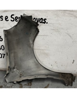 Renault Kangoo II Guarda Lamas Esquerdo