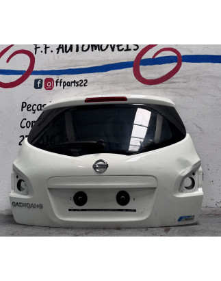 Nissan Qashqai J10 + 2  Tampa Mala