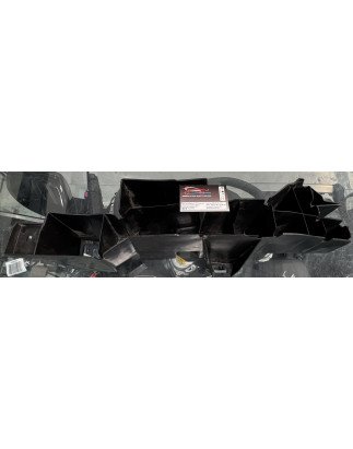 Suporte Parachoques Traseiro	Dacia Sandero II