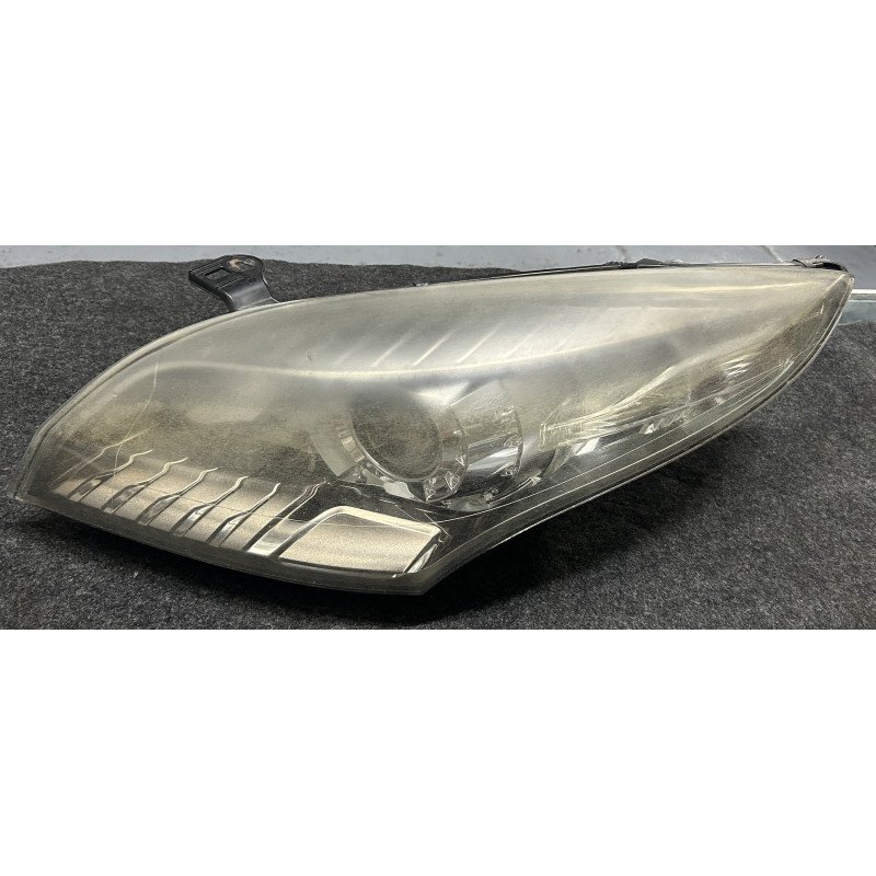 Ótica Esquerda	Renault Megane III